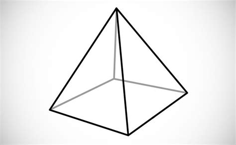 pirâmide quadrangular